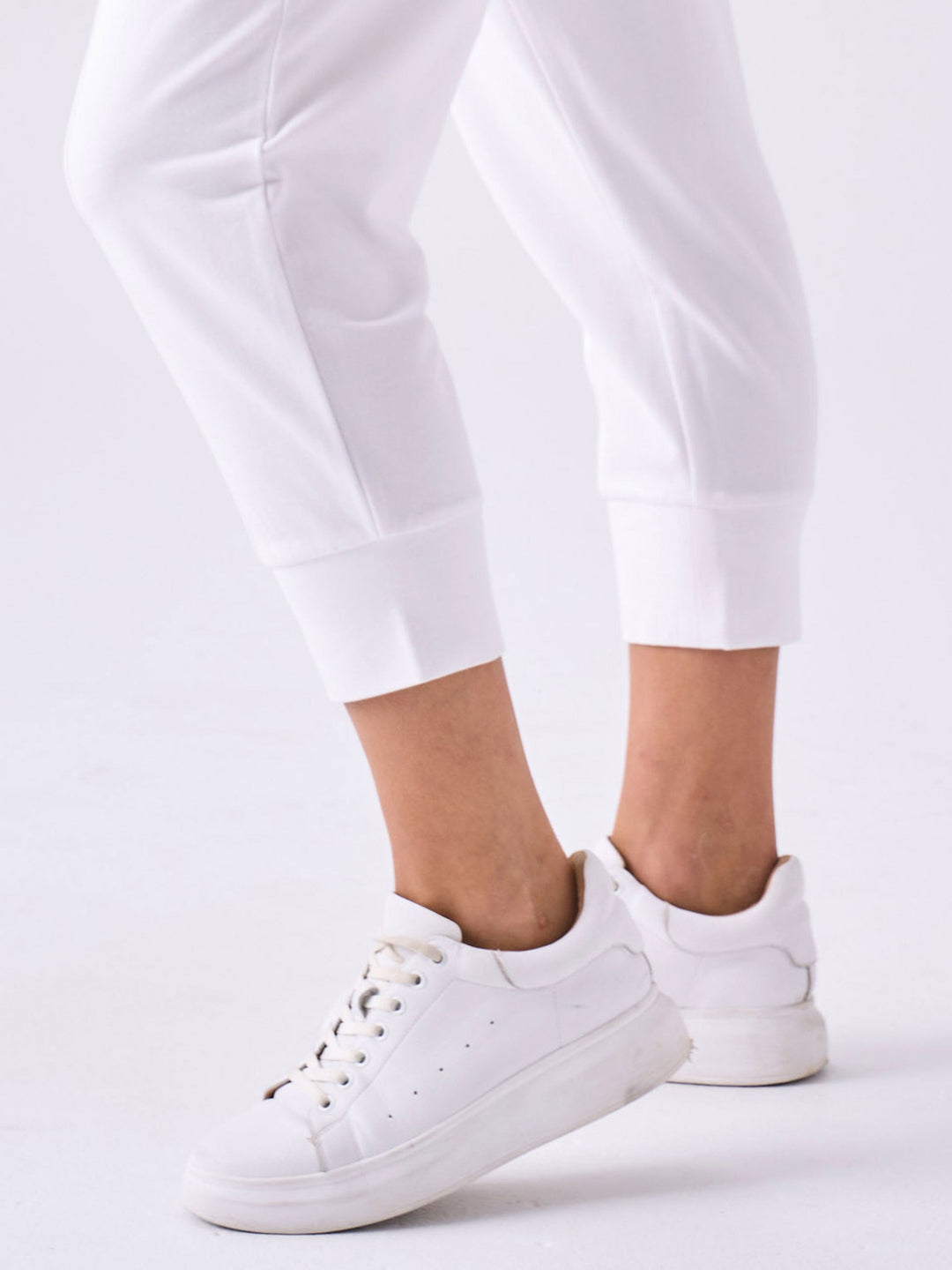 Breeze French Terry Cropped Jogger - White