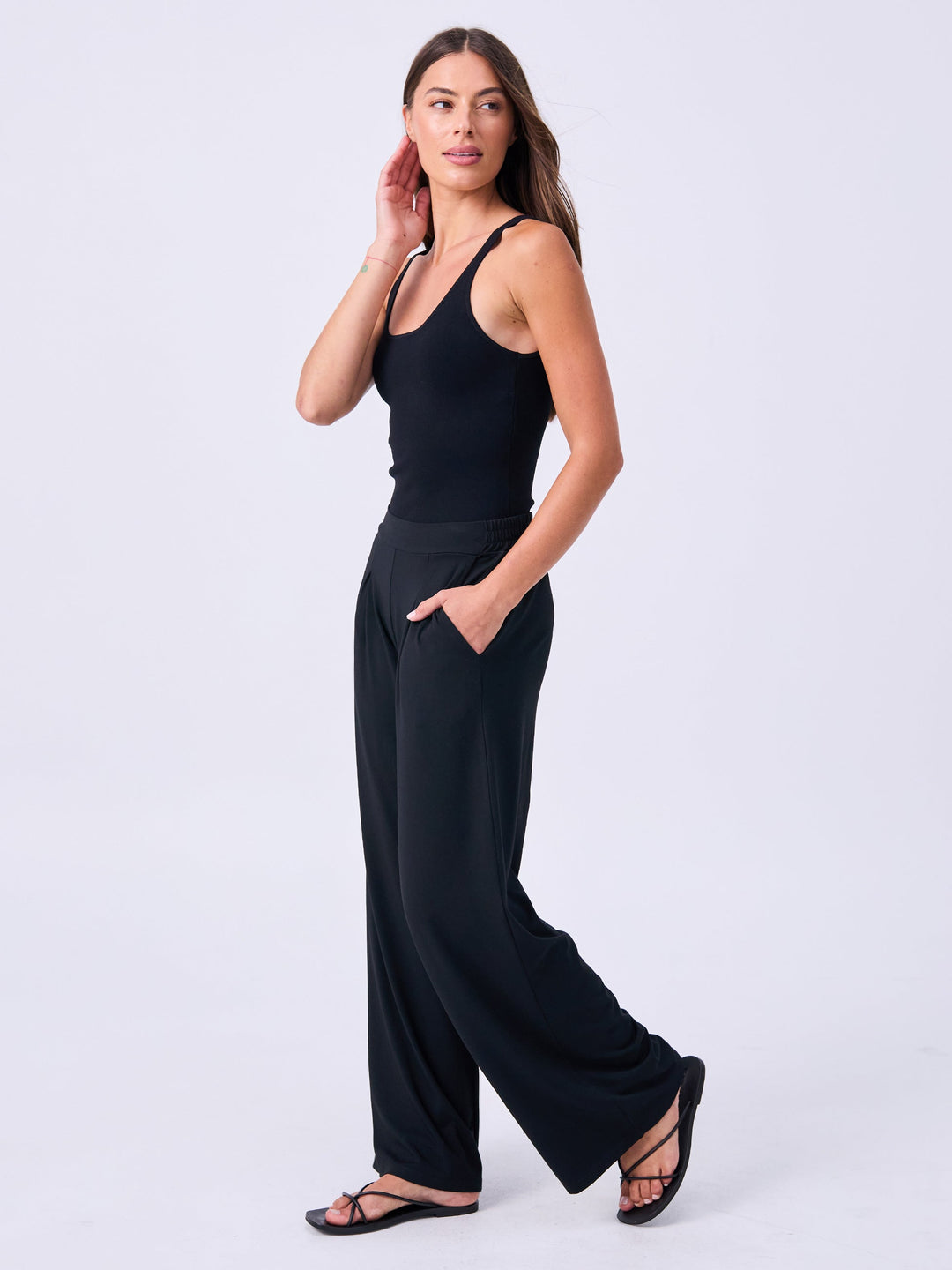 Pleat Front Wide Leg Pants - Black