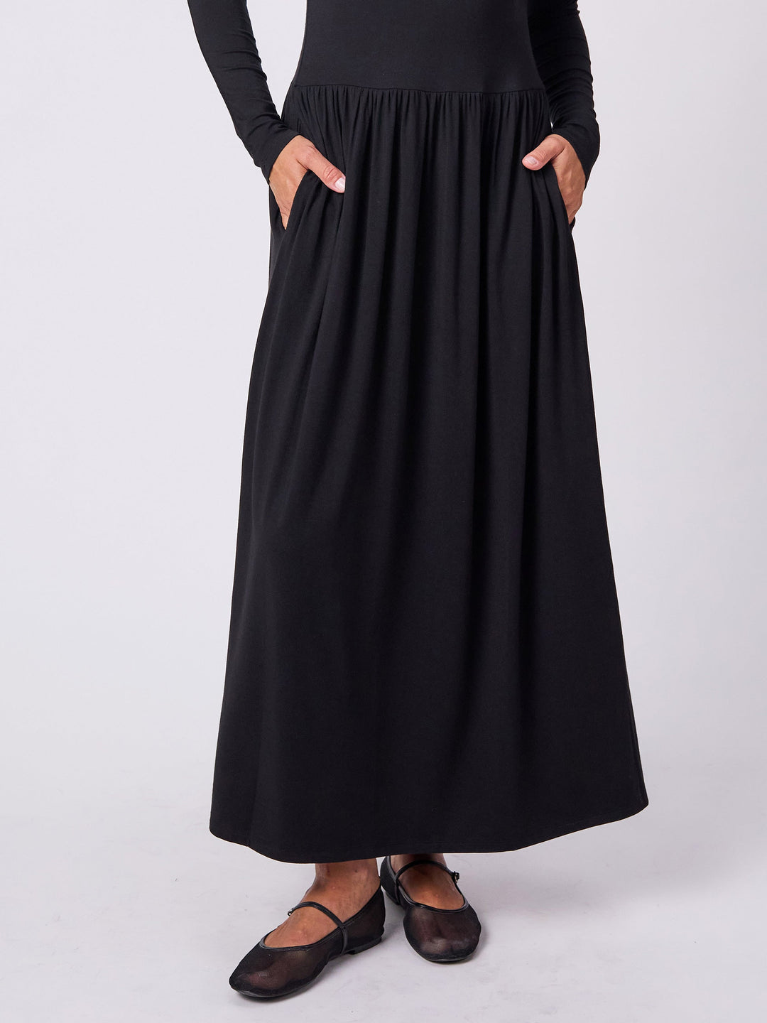 Long Essential Maxi Dress - Black