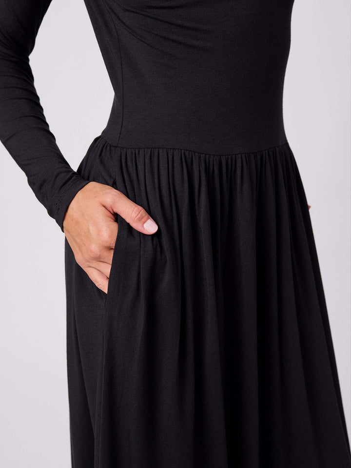 Long Essential Maxi Dress - Black