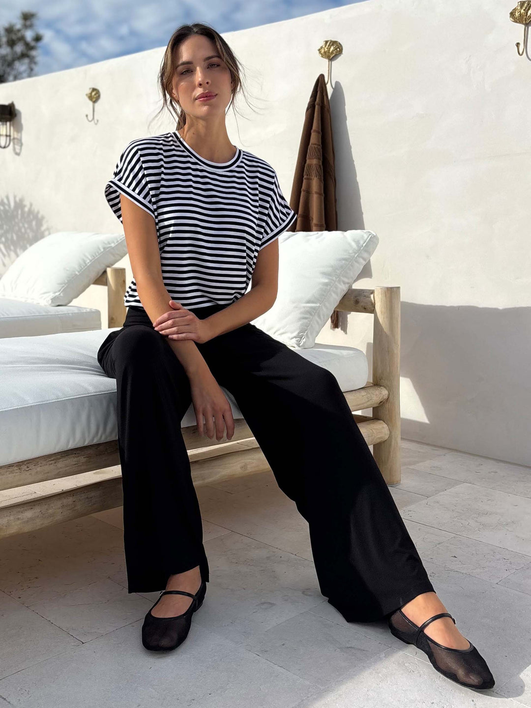 Jessica Oversized Tee- Black