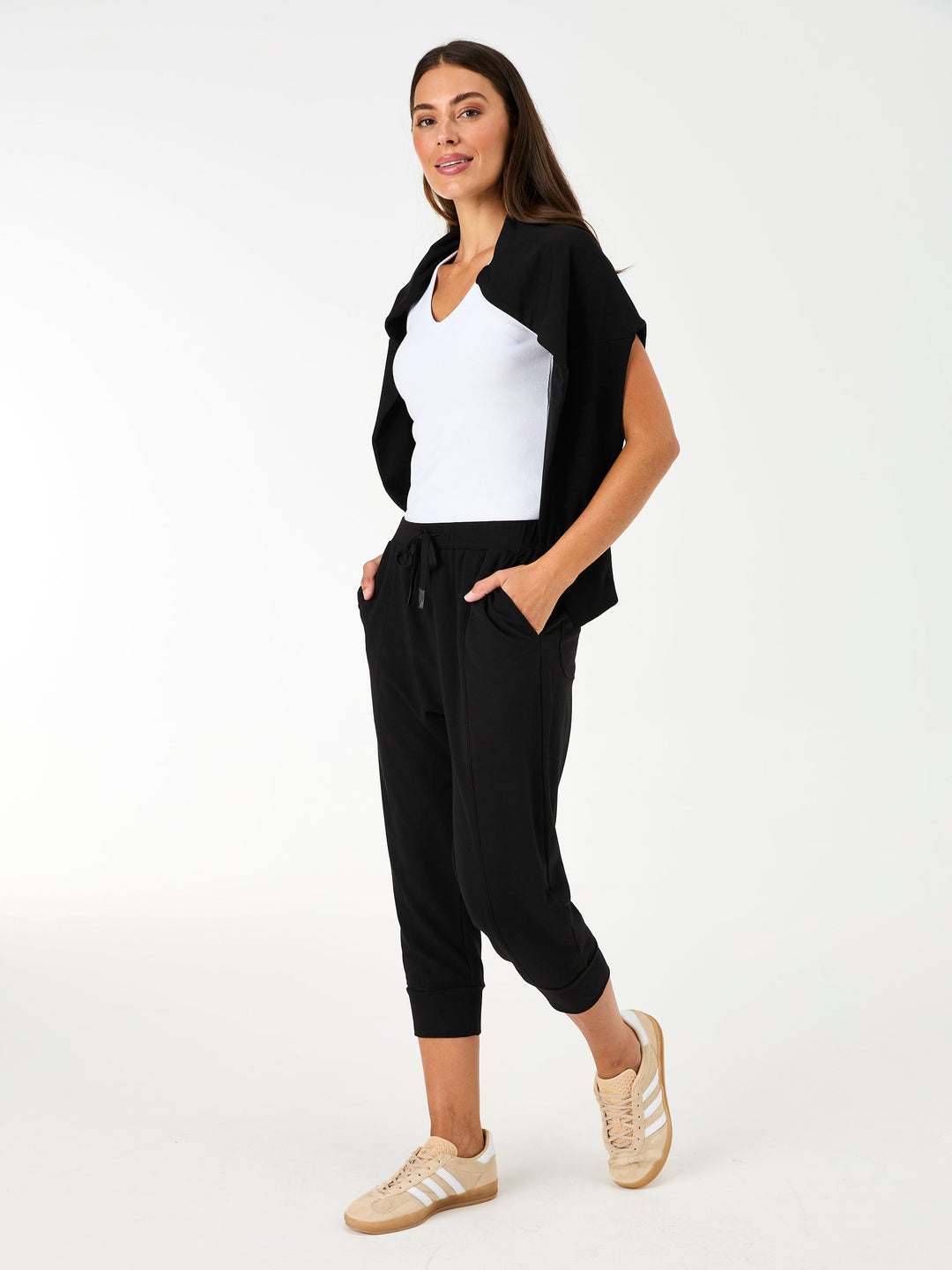 Breeze French Terry Cropped Jogger - Black